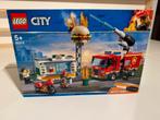 Lego City 60214 brand bij het hamburger restaurant  NEW, Kinderen en Baby's, Speelgoed | Duplo en Lego, Ophalen of Verzenden, Nieuw