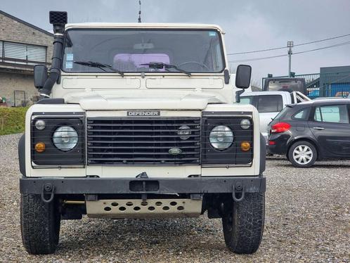 Land Rover Defender 2.5 TDi *110 * 3 PLACES * UTILITAIRE, Auto's, Bestelwagens en Lichte vracht, Te koop, 4x4, Radio, Trekhaak