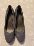 Merkschoenen dames M38, Kleding | Dames, Schoenen, Ophalen, Pumps, Grijs, Gedragen