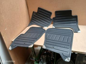 Rubber Matten set Land Range Rover Sport L320 Vloermatten beschikbaar voor biedingen