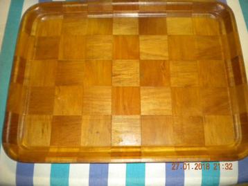 Opdienschotel (hout) beschikbaar voor biedingen