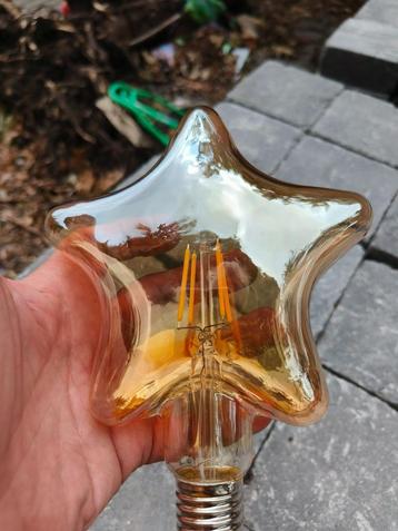 24 NIEUWE "STER" FILAMENT LED-LAMPEN - E27 - WARM LICHT beschikbaar voor biedingen