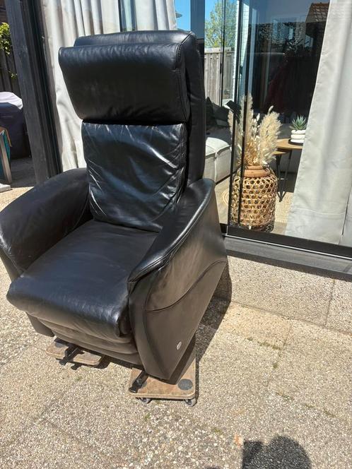 Sta Op Stoel Himolla, Huis en Inrichting, Fauteuils, Zo goed als nieuw, Leer, Ophalen