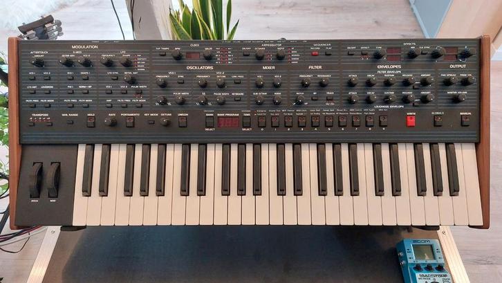 Sequential OB-6, Muziek en Instrumenten, Synthesizers, Zo goed als nieuw, 49 toetsen, Ophalen