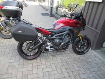 uitlaat carbon tracer 700/ MT07/ XSR700 prachtig geluid beschikbaar voor biedingen