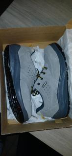 Chaussures de travail Jallata (NOUVELLES), Enlèvement, Neuf