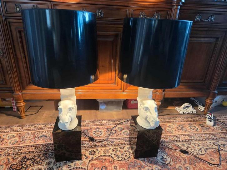 Twee prachtige vintage tafellampen met sierlijke paardenhoof, Antiek en Kunst, Antiek | Woonaccessoires, Ophalen of Verzenden