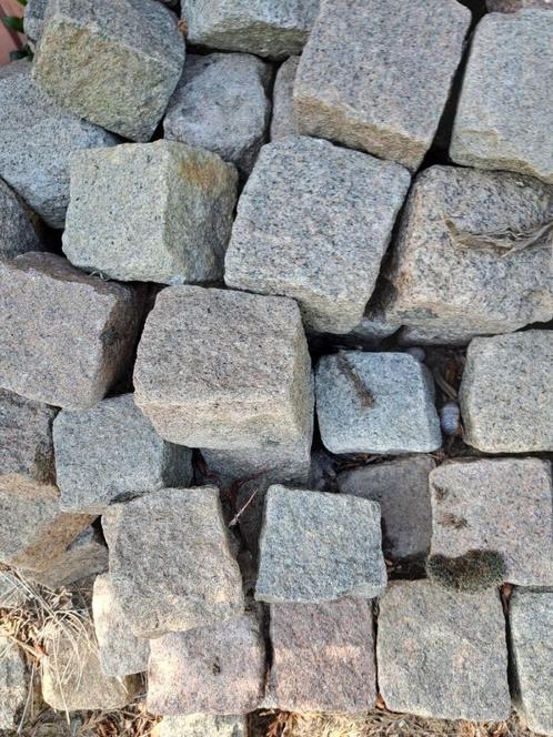 Kasseien in natuursteen (graniet), Tuin en Terras, Tegels en Klinkers, Zo goed als nieuw, Overige typen, Natuursteen, 5 tot 10 m²