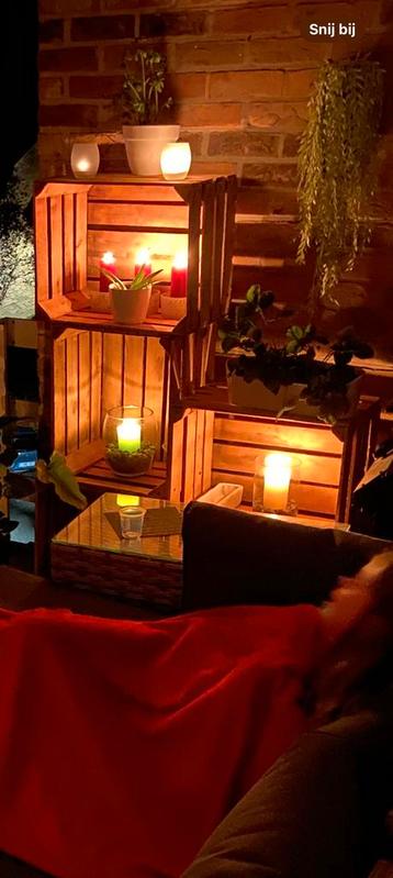 Houten terraskastje beschikbaar voor biedingen