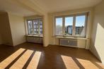 Appartement à Woluwé-Saint-Lambert, 2 chambres, Appartement, 854 kWh/m²/jaar, 2 kamers