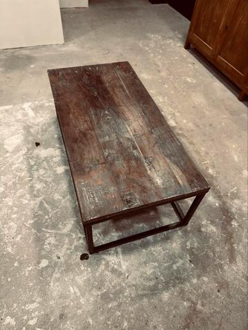 Salontafel industrieel  beschikbaar voor biedingen