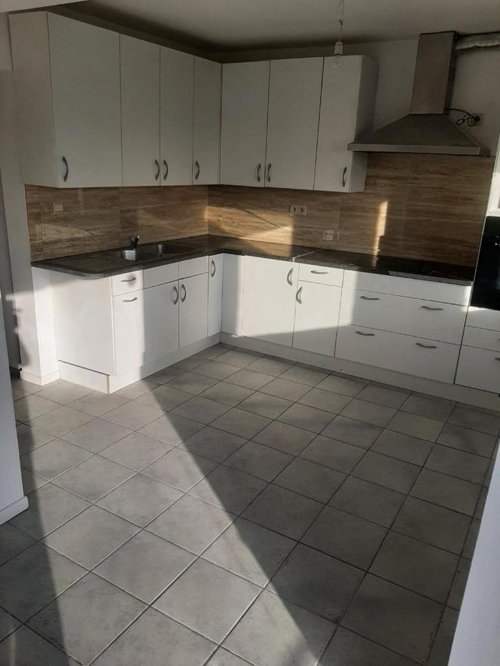 Appartement 2 chambres à Mons, Immo, Appartements & Studios à louer, Province de Hainaut, 50 m² ou plus