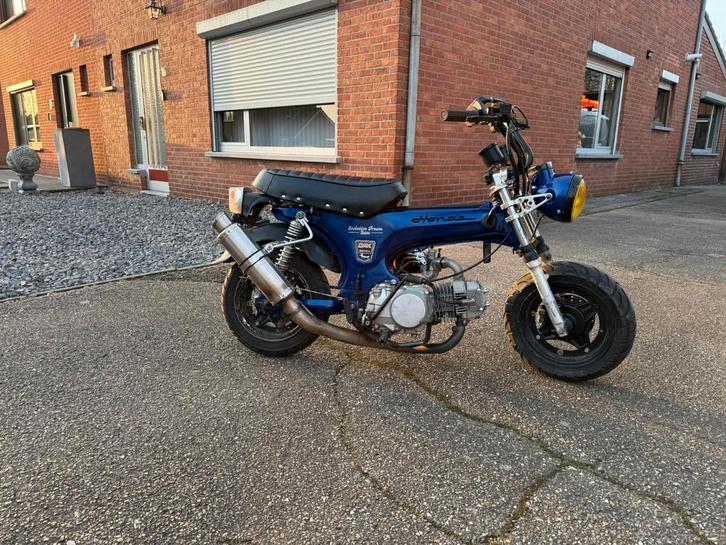 Honda dax, Vélos & Vélomoteurs, Cyclomoteurs | Derbi, Enlèvement