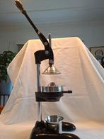 presse-fruits en fonte, Maison & Meubles, Enlèvement, Comme neuf