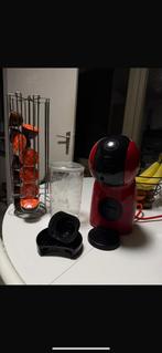 Dolce gusto koffiemachine + pads, Elektronische apparatuur, Koffiezetapparaten, Ophalen, Zo goed als nieuw, Koffiemachine