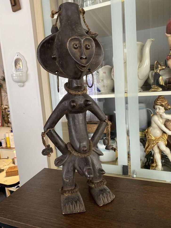 Antiek beeld uit de Kwele cultuur 49 cm, Antiek en Kunst, Kunst | Niet-Westerse kunst, Ophalen of Verzenden