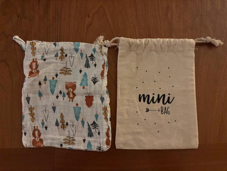 Stoffen mini bag met rijgkoord en beren kinderwashand katoen, Kinderen en Baby's, Overige Kinderen en Baby's, Zo goed als nieuw