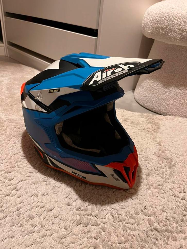 Airoh strycker axe carbon + 100% motocros bril, Motoren, Kleding | Motorhelmen, Ophalen