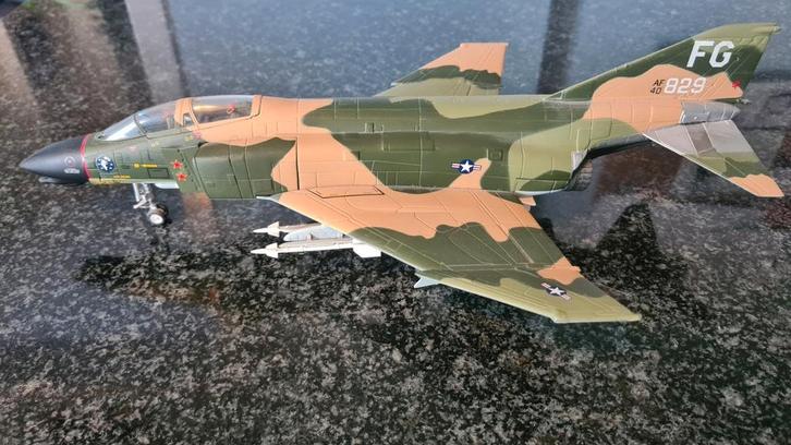 F-4 phantom  guerre du Vietnam x2, Hobby en Vrije tijd, Modelbouw | Vliegtuigen en Helikopters, Zo goed als nieuw, Vliegtuig, Ophalen