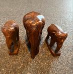 3 houten olifantjes, grootste olifant is 13cm hoog, Antiek en Kunst, Ophalen of Verzenden