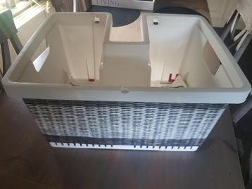 Fietsstuur bak beschikbaar voor biedingen