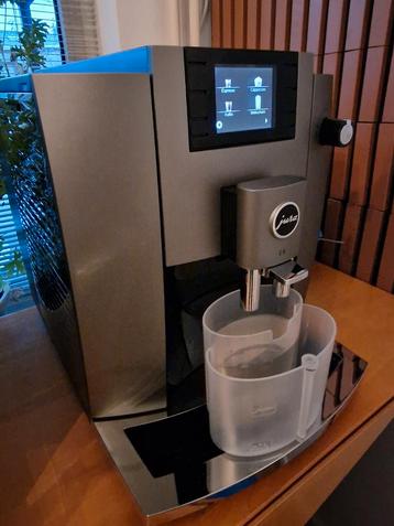 JURA E6 Dark Inox beschikbaar voor biedingen