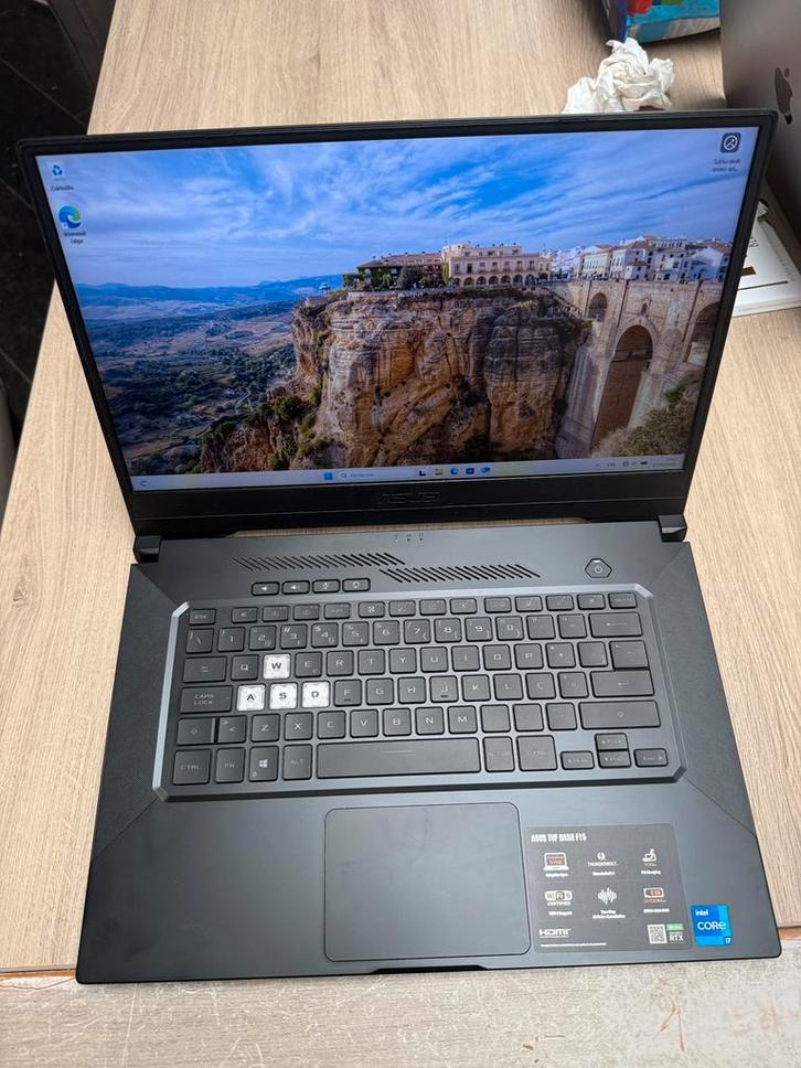 Asus tuf 15 pouce 11th gen Intel(r)core tm i7 512gb 16gb ram, Informatique & Logiciels, Ordinateurs portables Windows, Utilisé