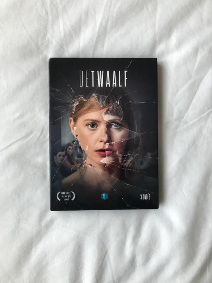 De Twaalf (Seizoen 1) (DVD), CD & DVD, DVD | TV & Séries télévisées, Comme neuf, Drame, Coffret, Enlèvement ou Envoi
