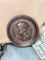 Plâtre, plaque de couleur bronze. Souvenirs de mineurs., Antiquités & Art, Antiquités | Objets religieux, Enlèvement
