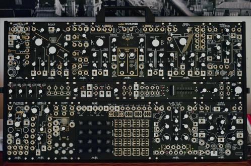 Make Noise ReSynthesizer System in Intellijel 7U 104hp case, Muziek en Instrumenten, Soundmodules, Gebruikt, Overige merken, Ophalen of Verzenden