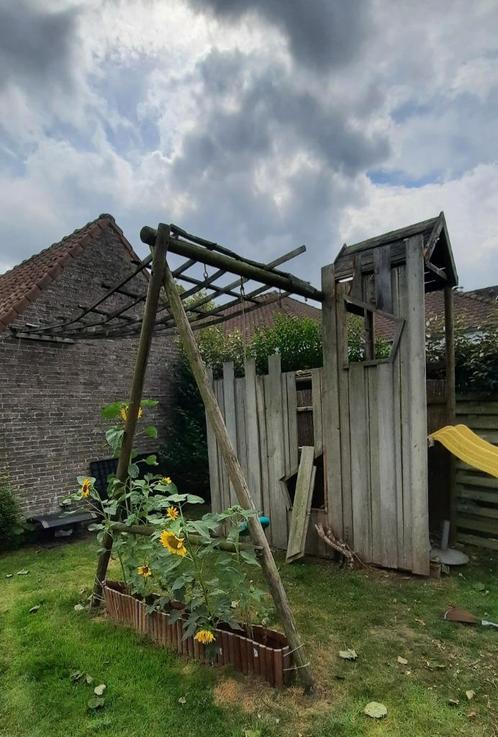 Gratis houten speeltuig speeltoestel buiten, Kinderen en Baby's, Speelgoed | Buiten | Speeltoestellen, Gebruikt, Glijbaan, Loopbrug