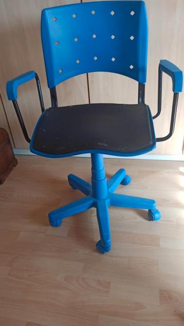 Chaise de bureau à donner  beschikbaar voor biedingen