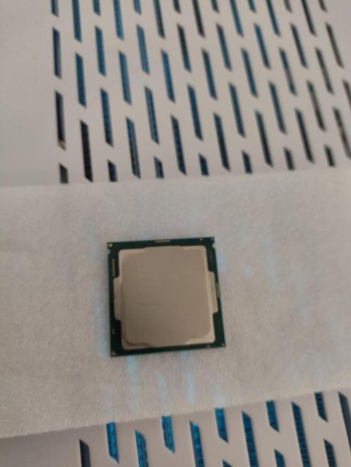 Intel Core i5 8500(Geschikt voor Windows 11), Computers en Software, Processors, 6-core, 4 Ghz of meer, Ophalen of Verzenden