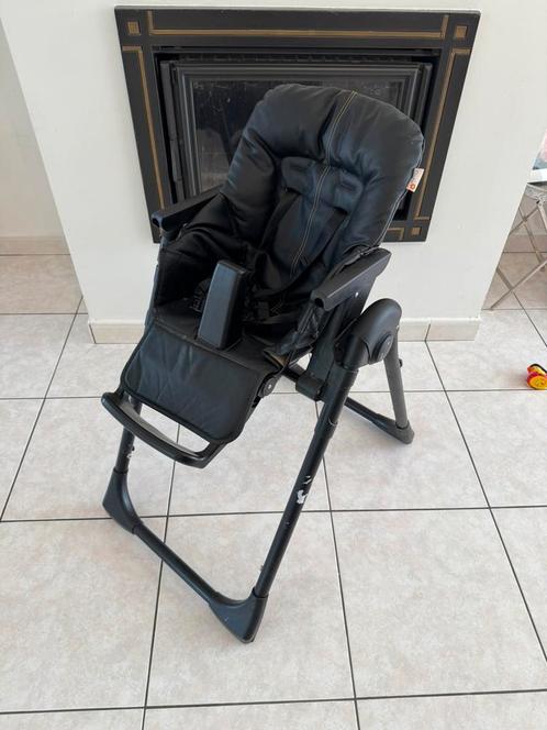 Baby/peuterstoel Qute €35, Kinderen en Baby's, Kinderstoelen, Zo goed als nieuw, Inklapstoel, Aanschuifbaar, Afneembaar eetblad