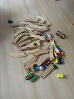 Hout trein met sporen, Kinderen en Baby's, Speelgoed | Houten speelgoed, Gebruikt, Rij- of Hobbelspeelgoed, Ophalen