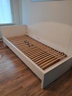 Eenpersoonsbed 220x90, Huis en Inrichting, Slaapkamer | Bedden, Ophalen, Zo goed als nieuw, Wit