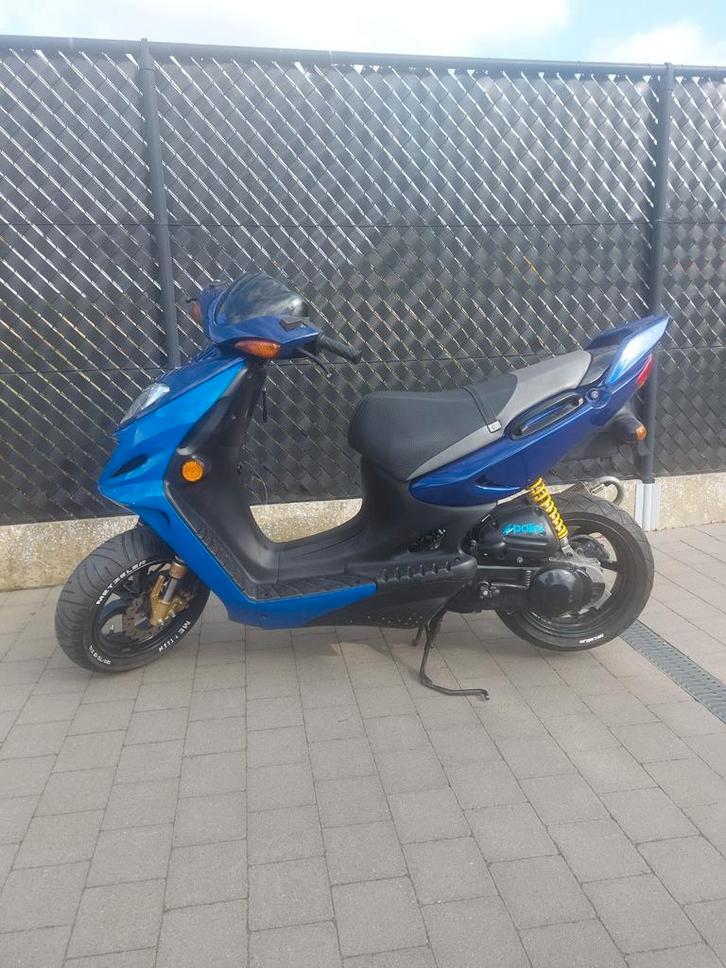 Suzuki katana ay50w klasse b met papieren, Fietsen en Brommers, Brommers | Crossbrommers, Gebruikt, Suzuki, Ophalen