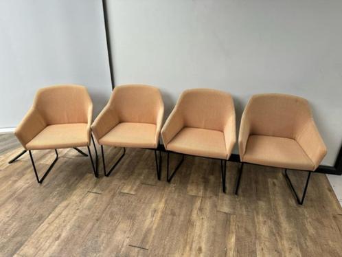 Arco sketch regular (oranje), Antiek en Kunst, Antiek | Meubels | Stoelen en Sofa's, Ophalen