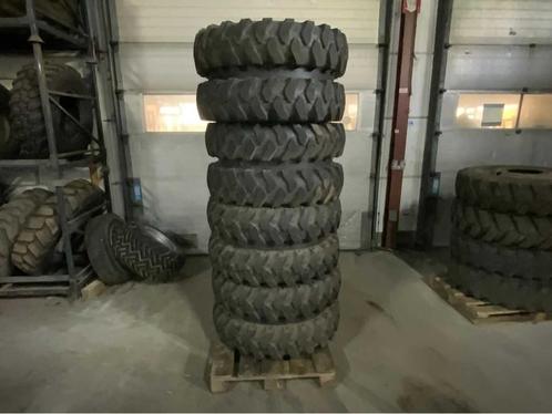 Mitas 8.25-20 Bandenset voor mobiele kraan, Zakelijke goederen, Landbouw | Onderdelen | Banden, Velgen en Assen