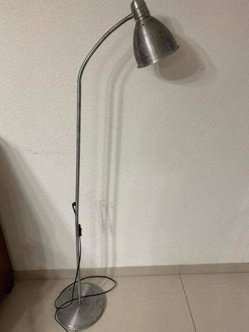 Mooie Industriële bijzet-/stalamp, Huis en Inrichting, Lampen | Vloerlampen, Zo goed als nieuw, 150 tot 200 cm, Metaal, Ophalen