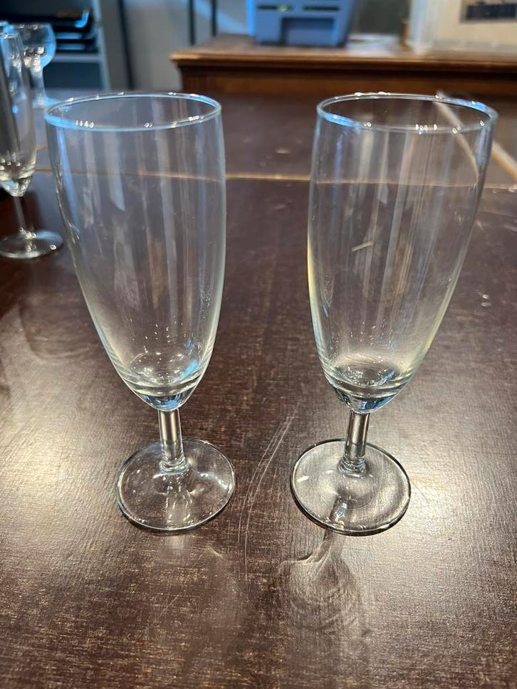 Champagneglazen, Huis en Inrichting, Keuken | Servies, Zo goed als nieuw, Glas of Glazen, Overige stijlen, Glas, Ophalen
