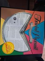 Trivial Pursuit 3 niveaux de questions, Ophalen of Verzenden, Gebruikt