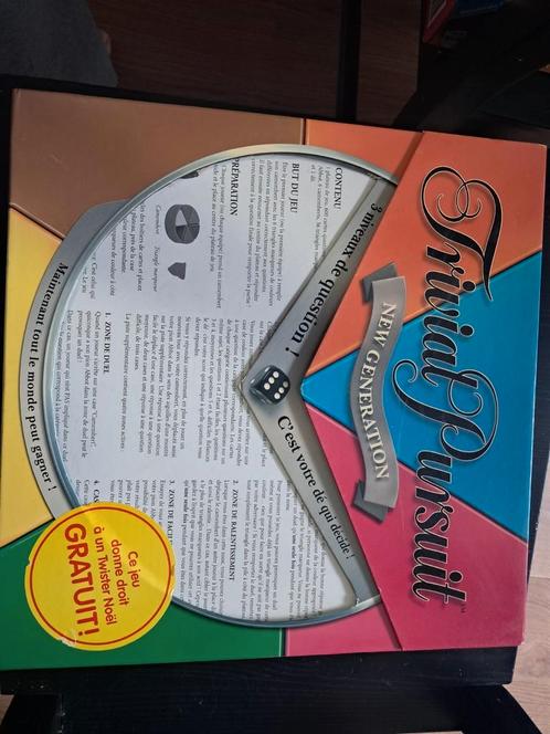Trivial Pursuit 3 niveaux de questions, Hobby en Vrije tijd, Gezelschapsspellen | Bordspellen, Gebruikt, Ophalen of Verzenden