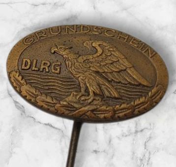 Duitse WO2 DLRG Grundschein-speld.  beschikbaar voor biedingen