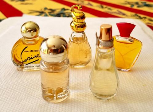 Lot num 19 - 5 miniatures de parfum Guerlain, Courrèges..., Collections, Parfums, Neuf, Miniature, Plein, Envoi