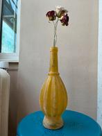 Antique yellow glass vase / glas vaas, Ophalen