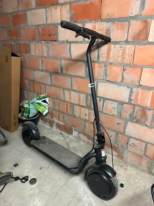 Elektrische step defect / voor reparatie, Fietsen en Brommers, Steps, Zo goed als nieuw, Ophalen