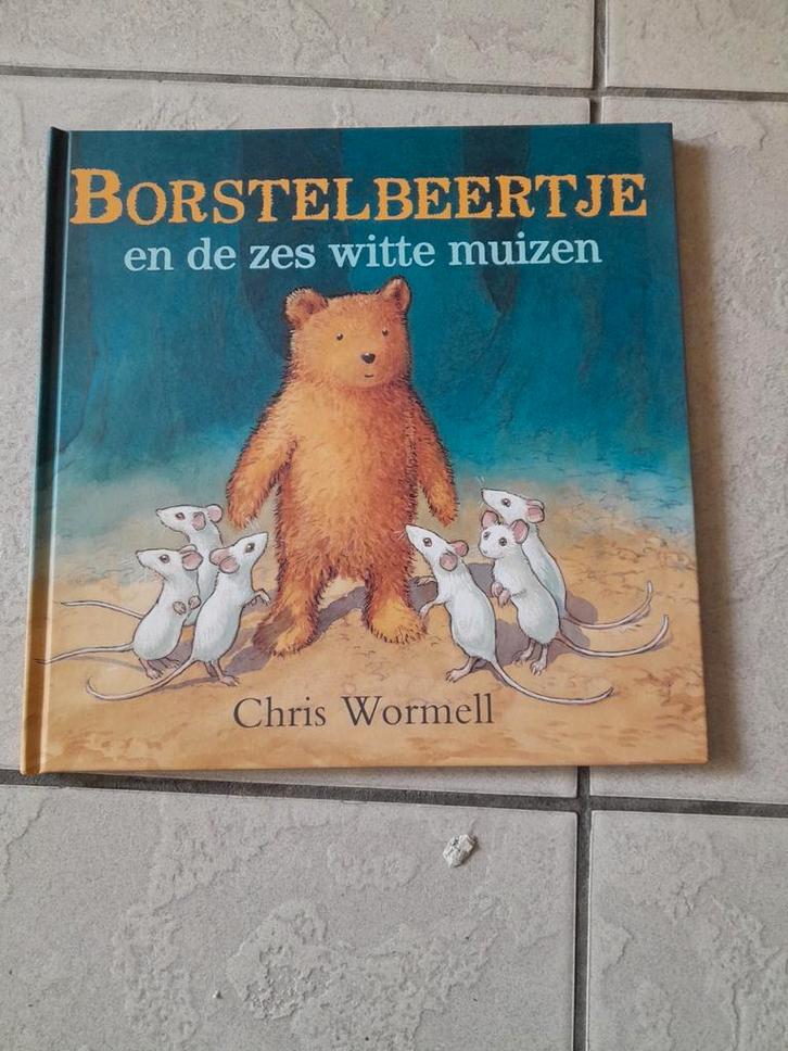Christopher Wormell - Borstelbeertje en de zes witte muizen, Boeken, Prentenboeken en Plaatjesalbums, Zo goed als nieuw, Ophalen