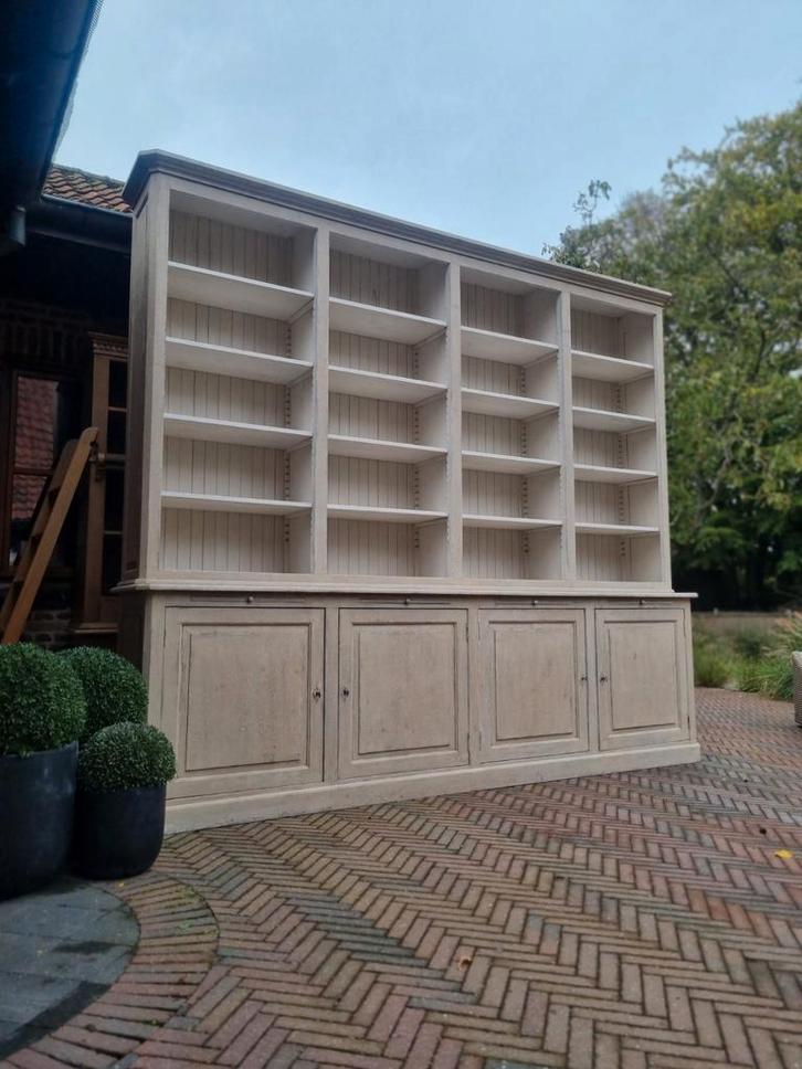 Massieve xxxl boekenkast/bibliotheekkast GRATIS LEVERING, Huis en Inrichting, Kasten | Boekenkasten, Zo goed als nieuw, Ophalen of Verzenden
