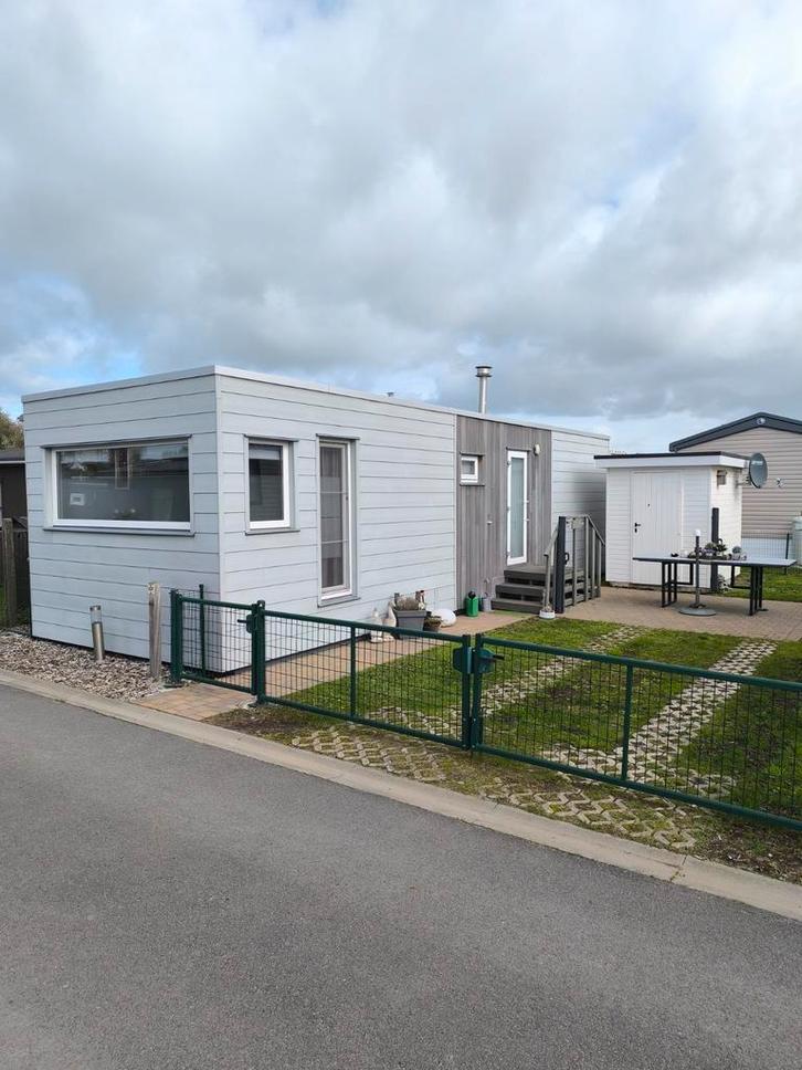 Volledig gerenoveerde stacaravan op een aangelegd perceel, Caravans en Kamperen, Stacaravans, Ophalen of Verzenden